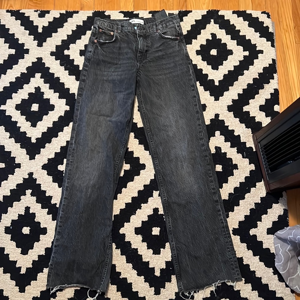 black low rise zara jeans